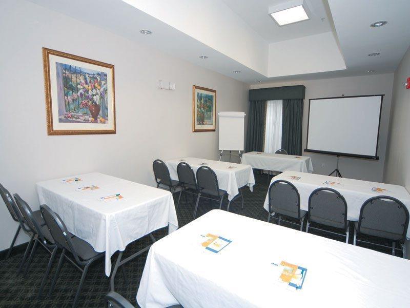 Hotel La Quinta By Wyndham Hobby Airport