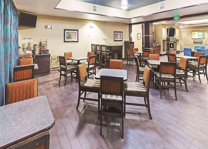 La Quinta By Wyndham Houston Hobby Airport