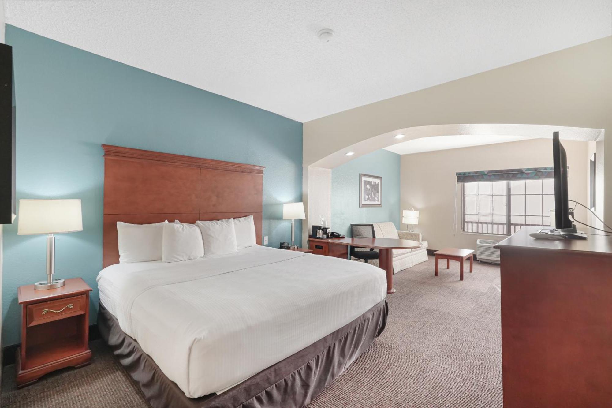 La Quinta By Wyndham Hobby Airport Hotel