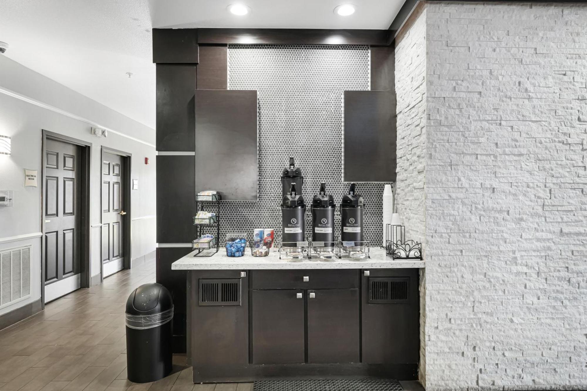 La Quinta By Wyndham Hobby Airport