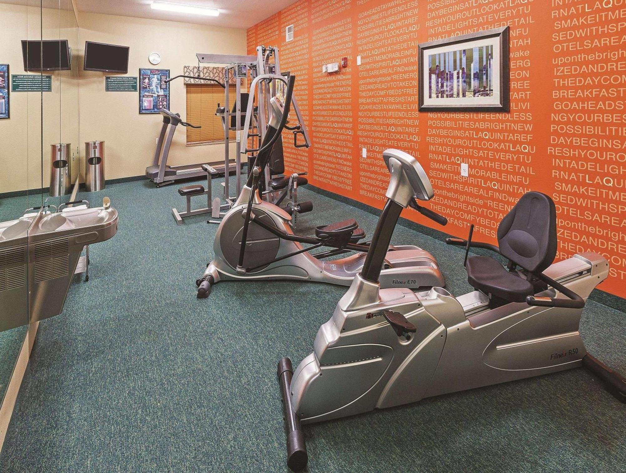 La Quinta By Wyndham Hobby Airport Hotel