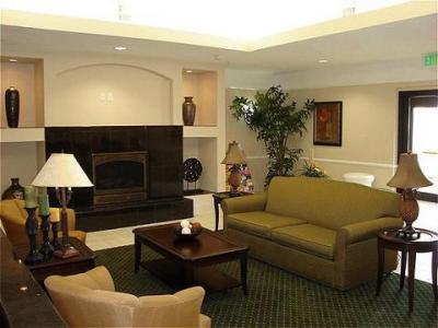 Hotel La Quinta By Wyndham Hobby Airport 3*